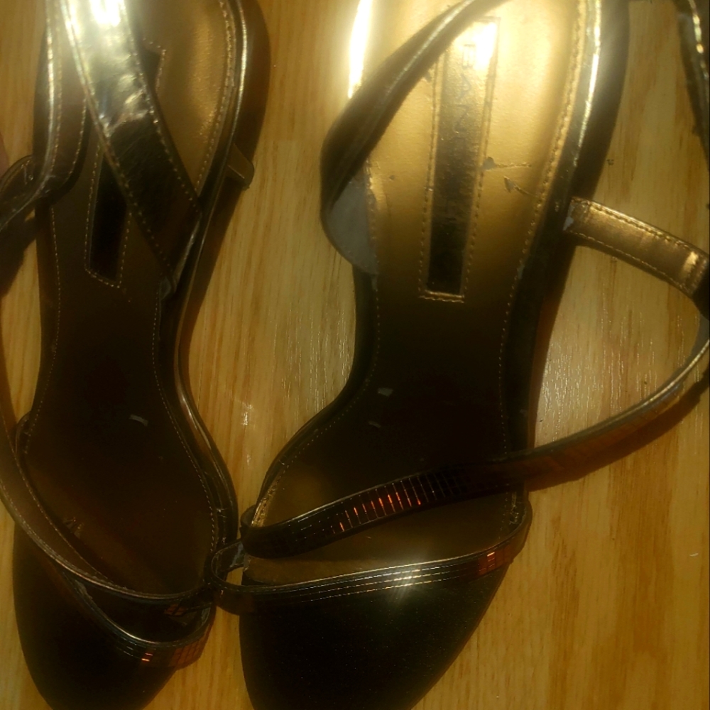 Shoes - Picture 2 of 2